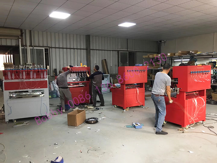 18 color pvc dispensing machine