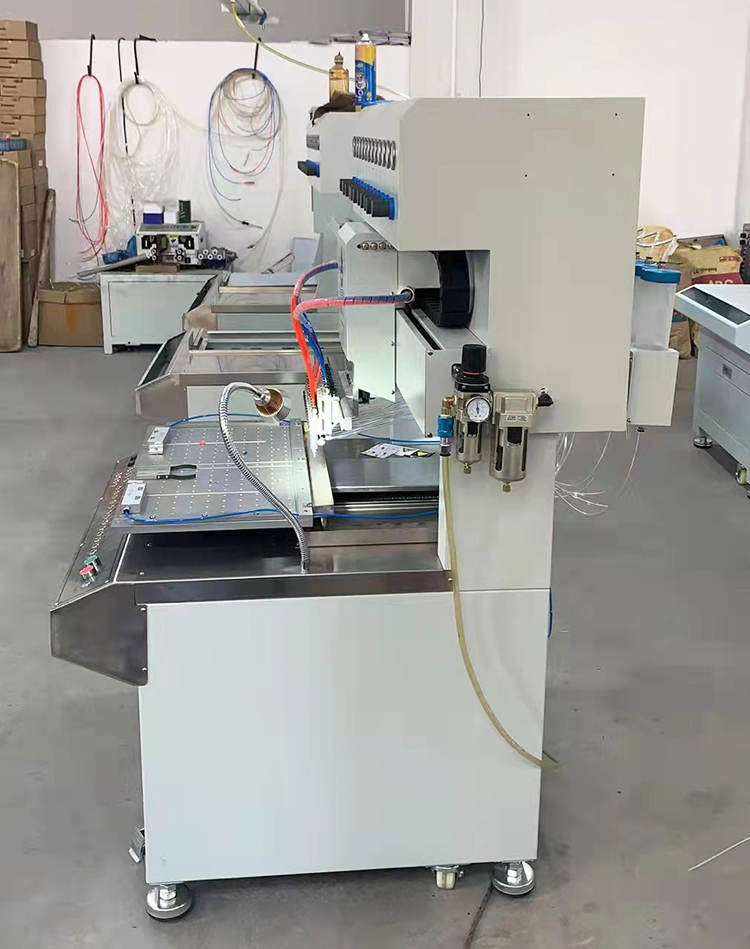 soft pvc label micro injection machine