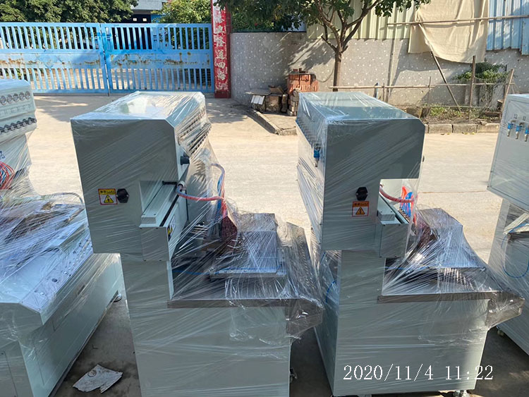 pvc dispensing machine